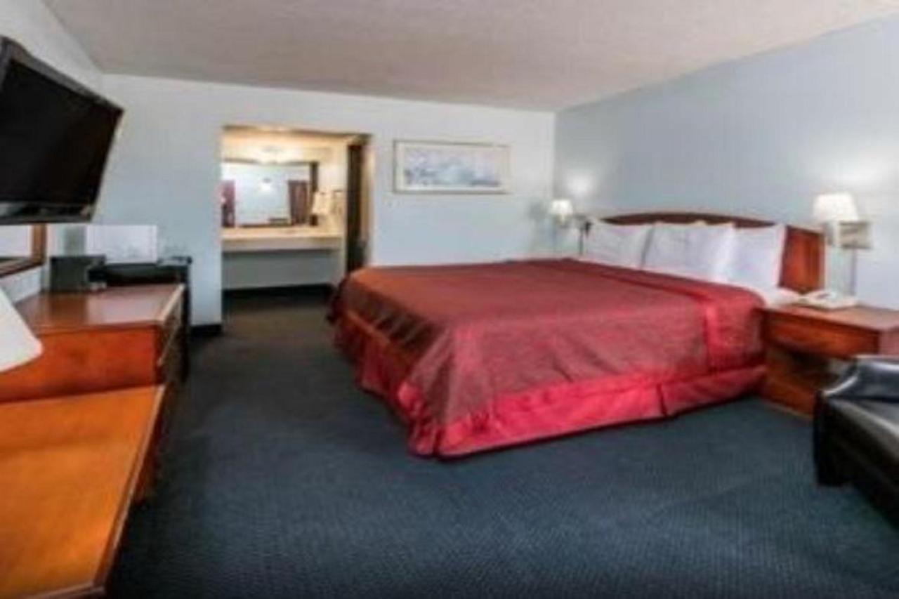 Oyo Hotel Muskogee Near Creek Nation Casino - Hwy 64 Bagian luar foto